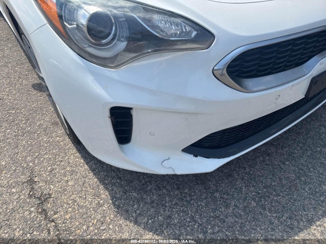 KNAE15LA7J6031245 KIA Stinger