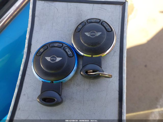 2011 MINI COOPER S WMWSV3C53BTY23619 Photo 10