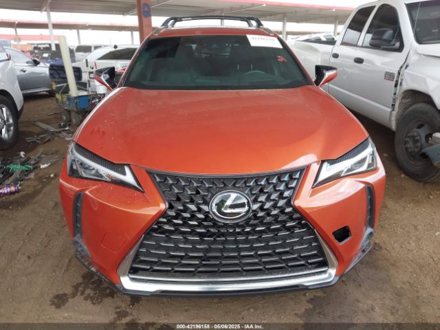 JTHY3JBH9K2005464 Lexus UX 200