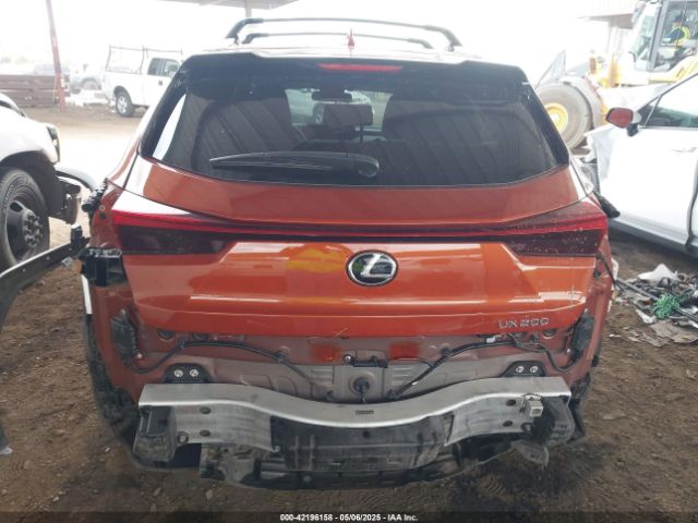 JTHY3JBH9K2005464 Lexus UX 200
