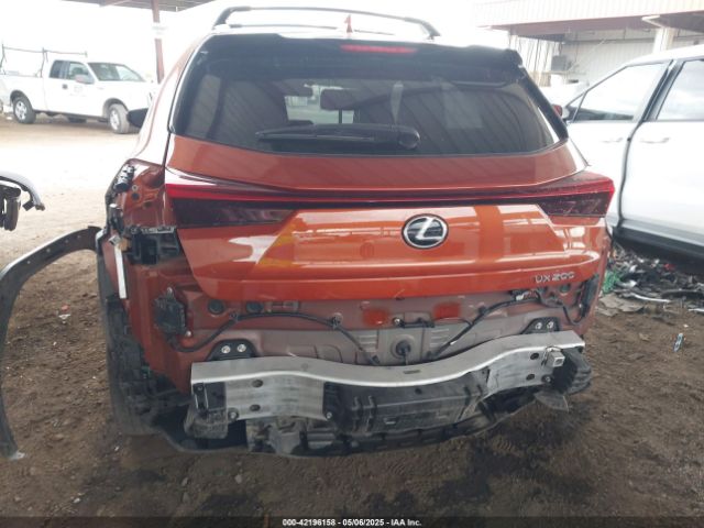 JTHY3JBH9K2005464 Lexus UX 200