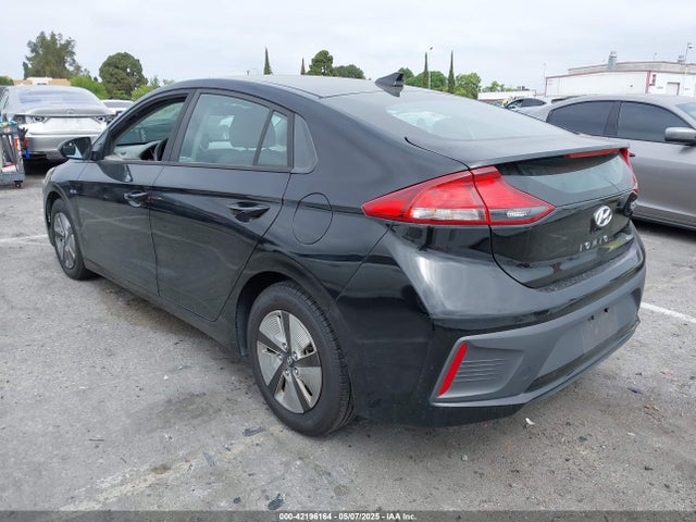 KMHC65LC8HU058095 Hyundai Ioniq Hybrid Blue