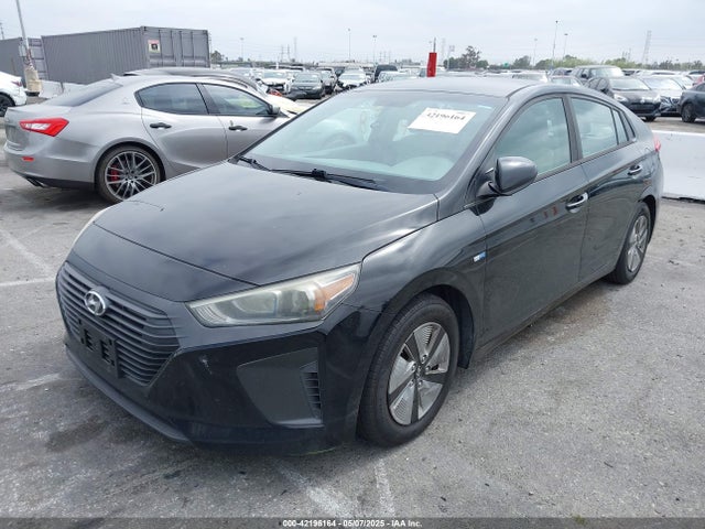 KMHC65LC8HU058095 Hyundai Ioniq Hybrid Blue