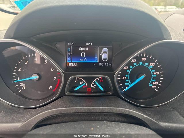 1FMCU9J94EUC63638 Ford Escape Titanium