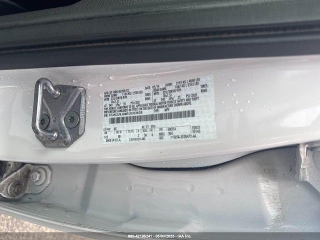 1FMCU9J94EUC63638 Ford Escape Titanium