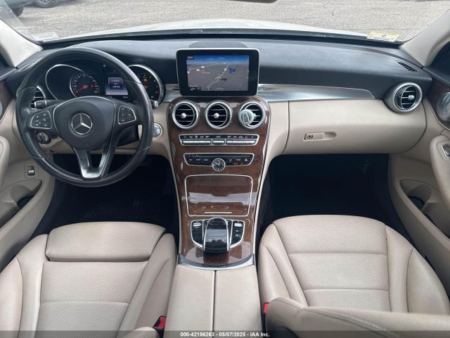 55SWF4KB2FU033976 Mercedes-Benz C 300 4matic/luxury 4matic/sport 4matic
