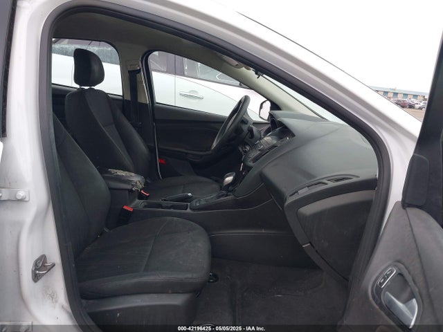1FADP3F26JL250954 Ford FOCUS SE