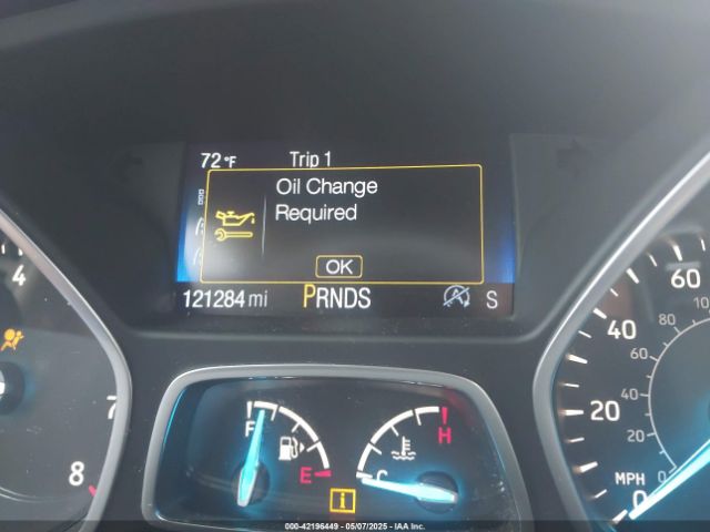 1FMCU0GD3HUC18752 Ford ESCAPE SE