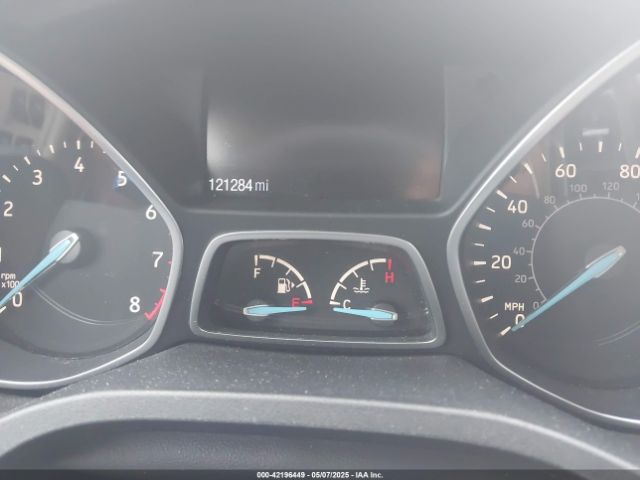 1FMCU0GD3HUC18752 Ford ESCAPE SE