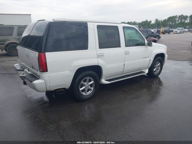 2000 CADILLAC ESCALADE 1GYEK13R3YR142490 Photo 3