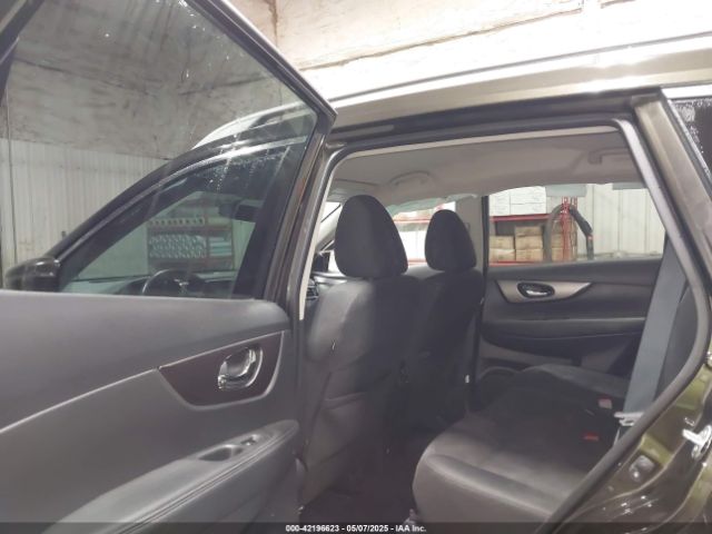 KNMAT2MV9GP683041 Nissan ROGUE SV