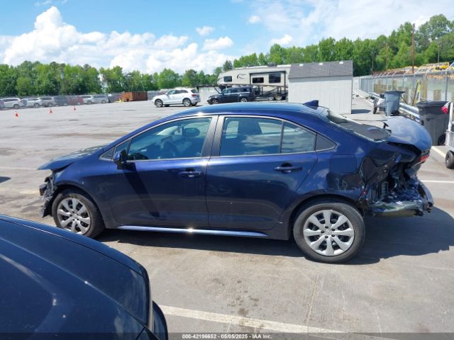 5YFEPMAE1NP360040 Toyota COROLLA LE