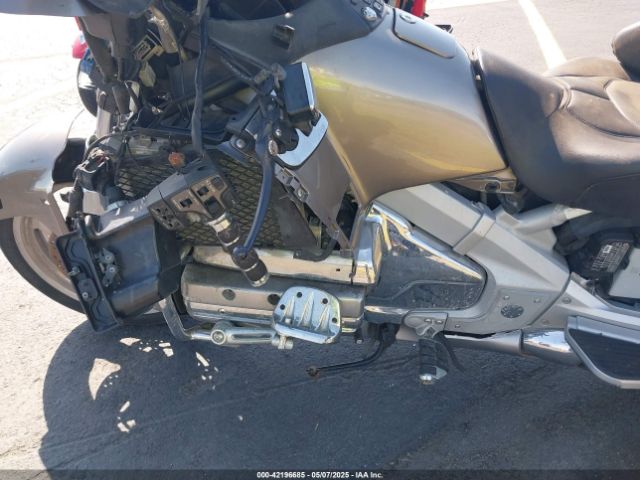 2006 HONDA GL1800 1HFSC47F36A512507 Photo 8