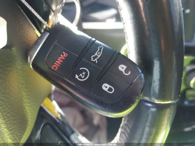 2021 CHRYSLER 300 2C3CCABG2MH589224 Photo 10