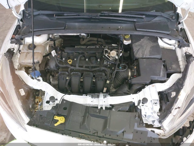 1FADP3F23JL257845 Ford FOCUS SE