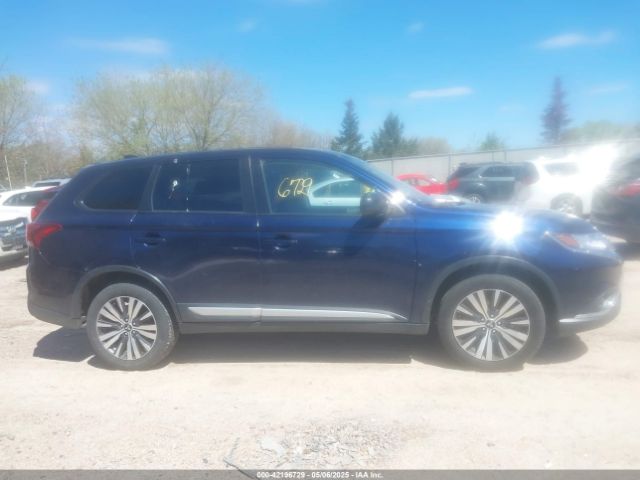 JA4AD2A3XKZ038437 Mitsubishi Outlander Es