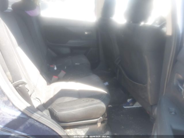 JA4AD2A3XKZ038437 Mitsubishi Outlander Es