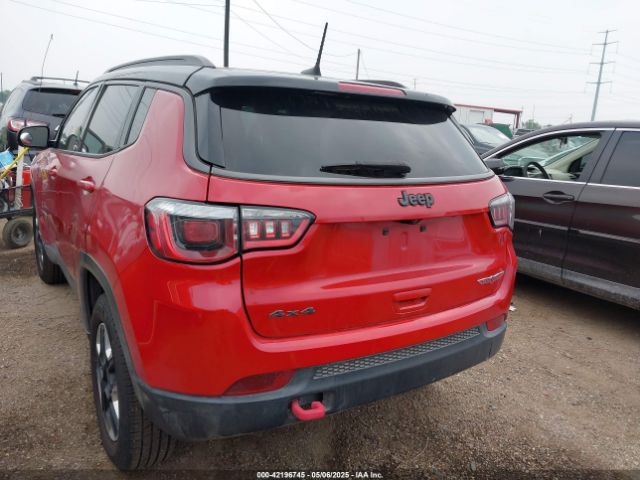 2018 JEEP COMPASS 3C4NJDDB2JT441607 Photo 2