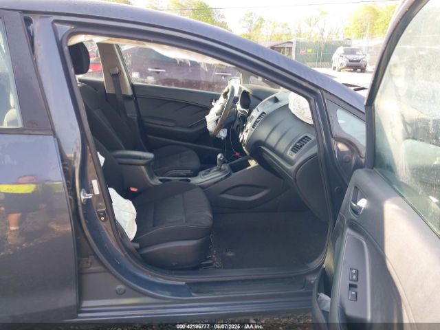 KNAFK4A68G5477333 KIA FORTE LX