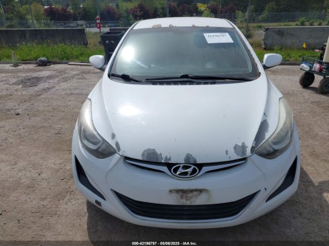 5NPDH4AE1GH699907 Hyundai ELANTRA SE
