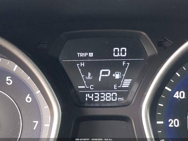 5NPDH4AE1GH699907 Hyundai ELANTRA SE