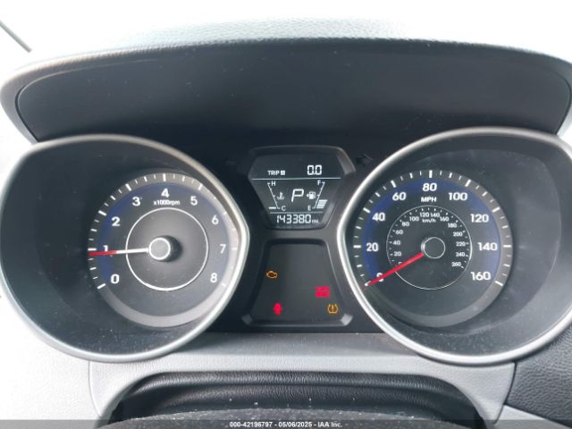 5NPDH4AE1GH699907 Hyundai ELANTRA SE