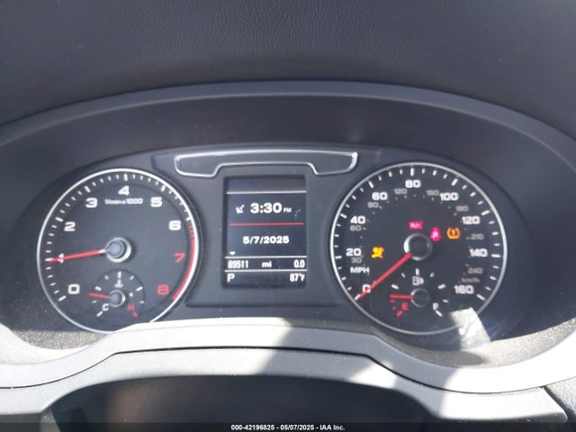 WA1JCCFS0JR020083 Audi Q3 2.0t Premium/2.0t Sport Premium