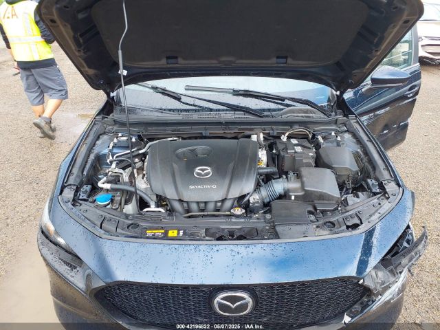 JM1BPALM1L1158967 Mazda MAZDA3