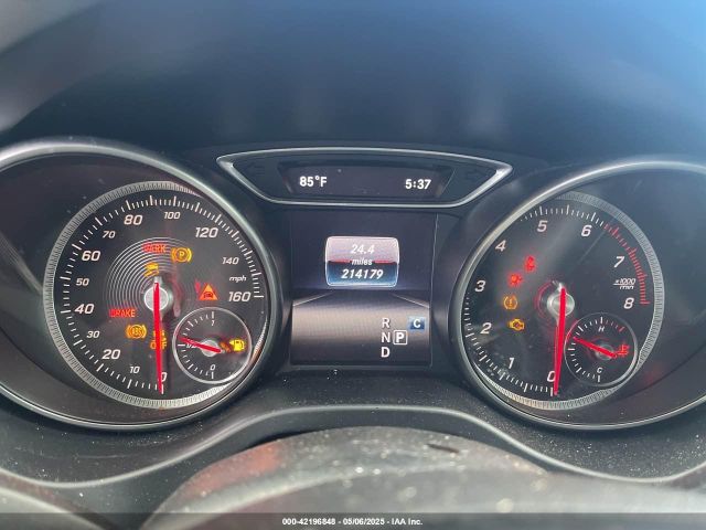 WDDSJ4GBXKN701662 Mercedes-Benz CLA 250 4MATIC