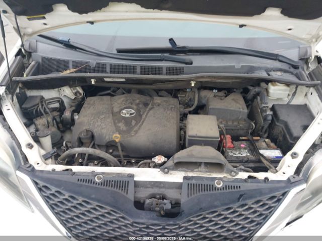 2017 TOYOTA SIENNA 5TDXZ3DC9HS771012 Photo 9