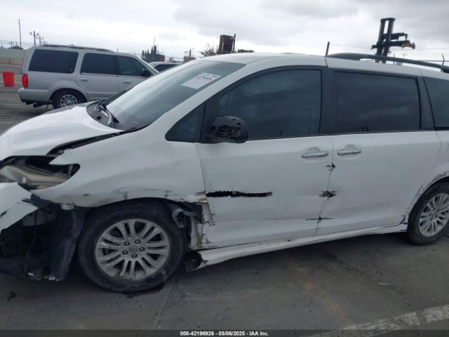 2017 TOYOTA SIENNA 5TDXZ3DC9HS771012 Photo 5