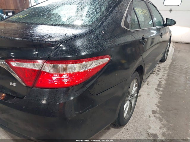 4T1BF1FK1GU116618 Toyota CAMRY SE