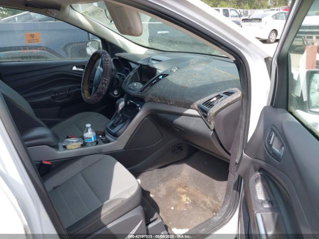 1FMCU9GX0EUC02583 Ford ESCAPE SE