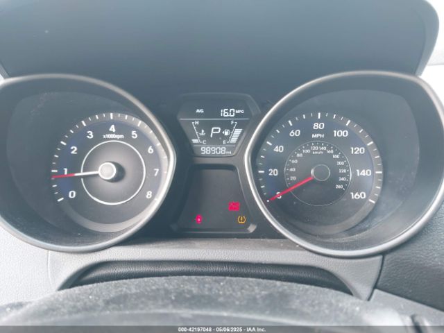 5NPDH4AE3GH680453 Hyundai ELANTRA SE