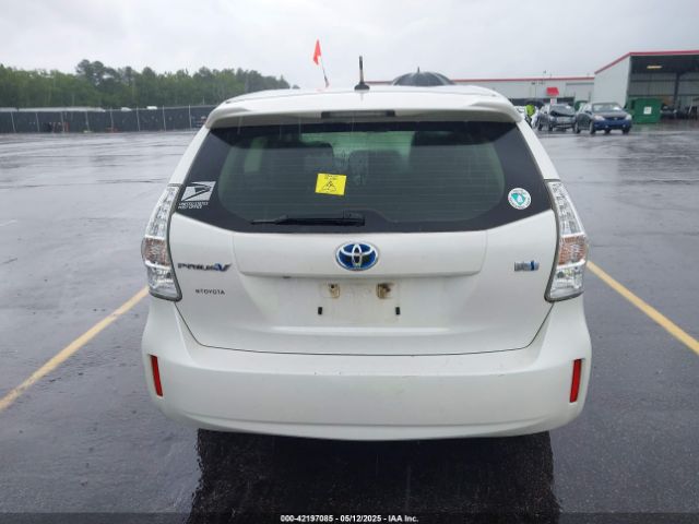 JTDZN3EU7E3307550 Toyota Prius V Three