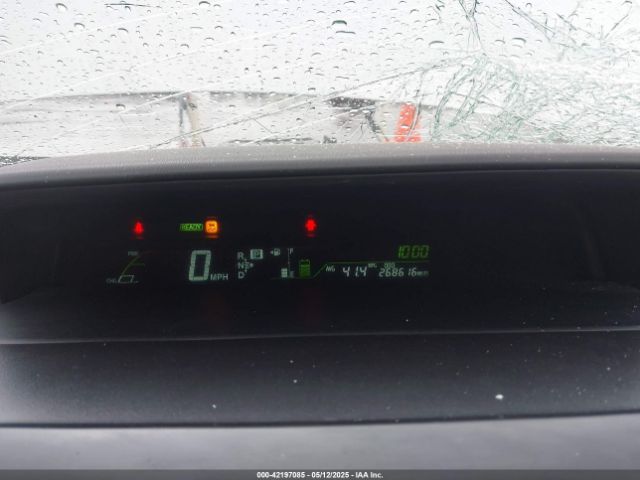 JTDZN3EU7E3307550 Toyota Prius V Three