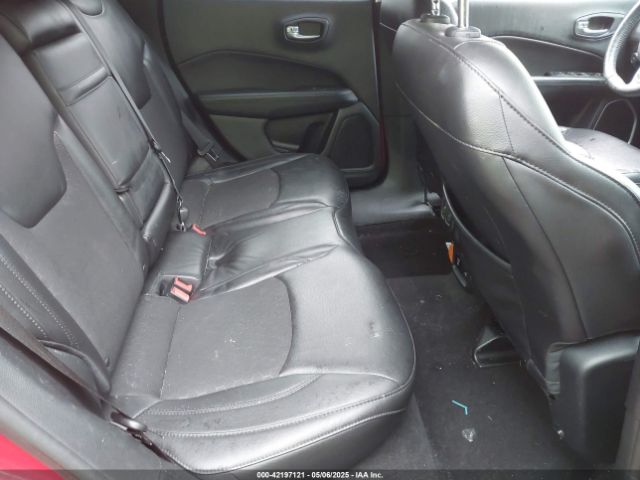3C4NJDBB7JT455635 Jeep Compass Altitude 4x4