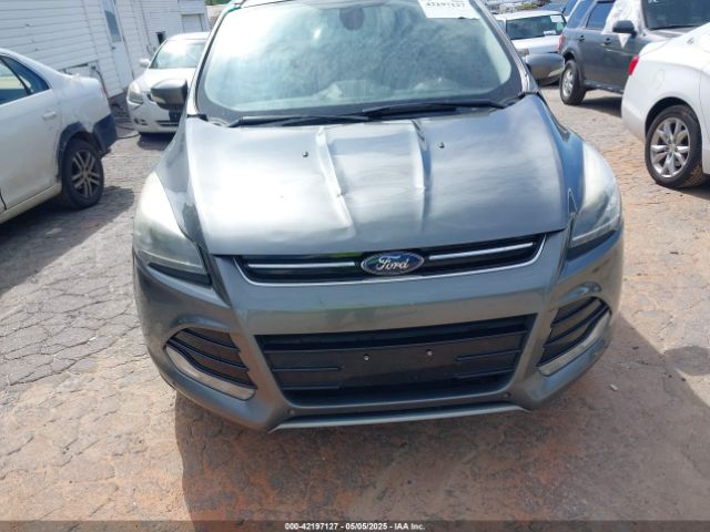1FMCU9J95EUD30151 Ford Escape Titanium