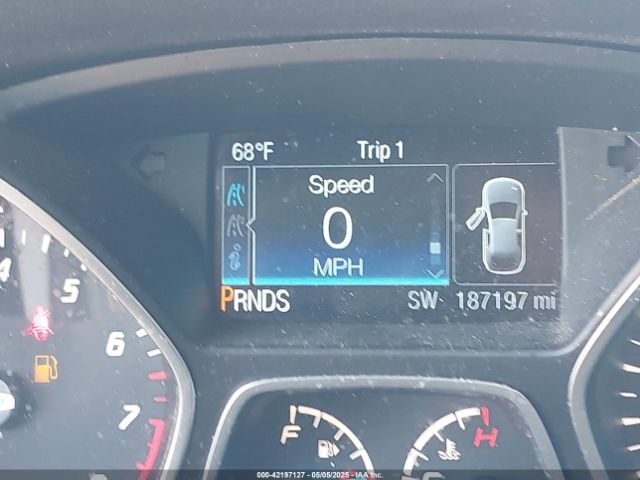 1FMCU9J95EUD30151 Ford Escape Titanium