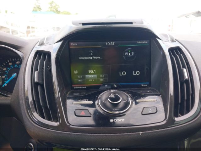 1FMCU9J95EUD30151 Ford Escape Titanium