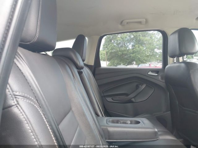 1FMCU9J95EUD30151 Ford Escape Titanium