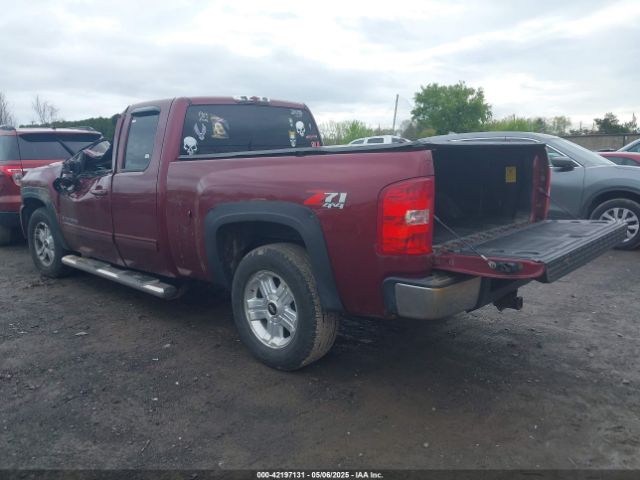 2013 CHEVROLET SILVERADO 1500 1GCRKTE76DZ228515 Photo 2