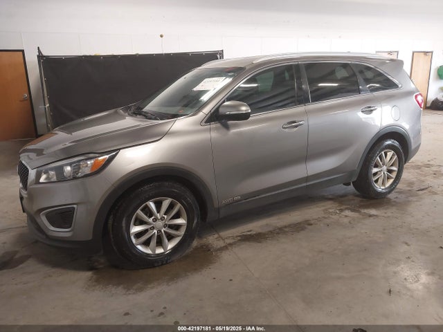5XYPGDA52JG371894 KIA Sorento 3.3l Lx
