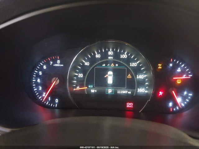 5XYPGDA52JG371894 KIA Sorento 3.3l Lx