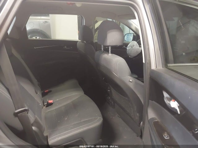 5XYPGDA52JG371894 KIA Sorento 3.3l Lx