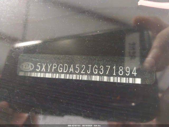 5XYPGDA52JG371894 KIA Sorento 3.3l Lx