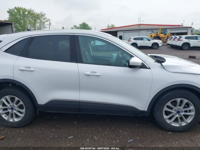 1FMCU9BZ6MUA83509 Ford Escape Se Hybrid