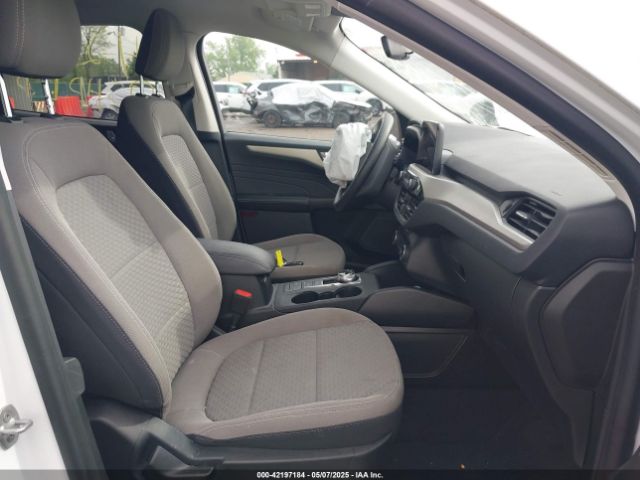 1FMCU9BZ6MUA83509 Ford Escape Se Hybrid