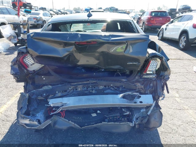 2C3CCABGXFH894103 Chrysler 300 300s