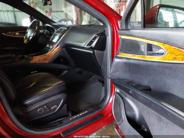 2LMTJ6KR7GBL53983 Lincoln Mkx Select